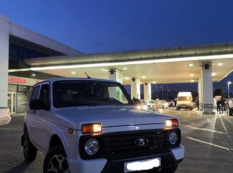 LADA (VAZ) Niva