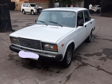 LADA (VAZ) 2107