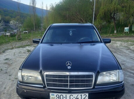 Mercedes C 180