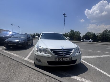 Hyundai Genesis
