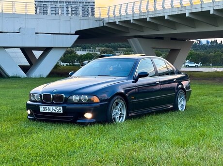 BMW 525