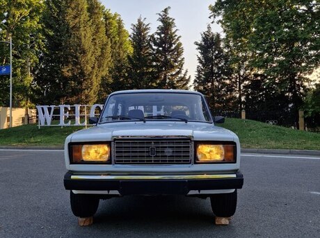 LADA (VAZ) 2107