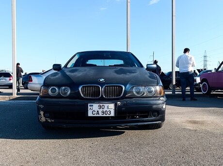 BMW 525