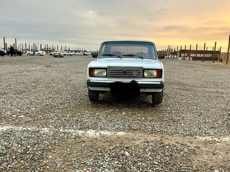 LADA (VAZ) 2107