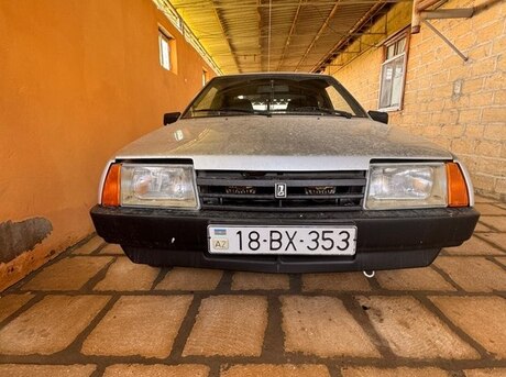 LADA (VAZ) 21099