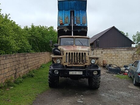 Ural 4320