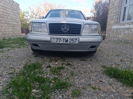 Mercedes 280 E