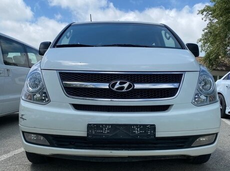 Hyundai H-1