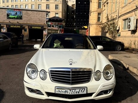 Mercedes E 280