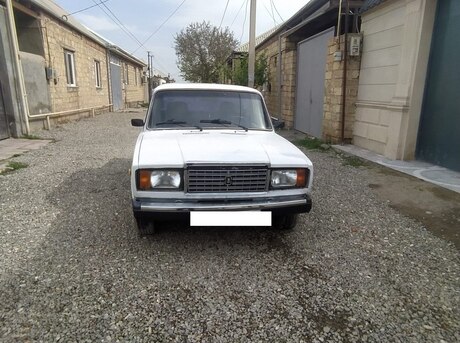 LADA (VAZ) 2107