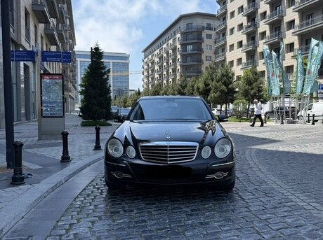 Mercedes E 300