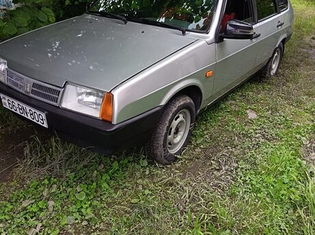 LADA (VAZ) 2109