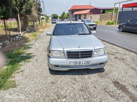 Mercedes C 220