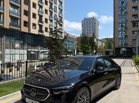 Mercedes E 300