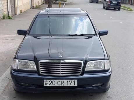 Mercedes C 180