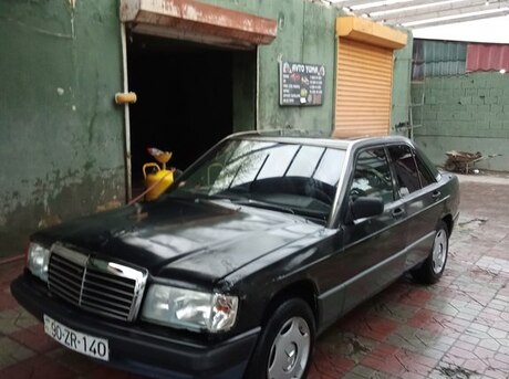 Mercedes 190