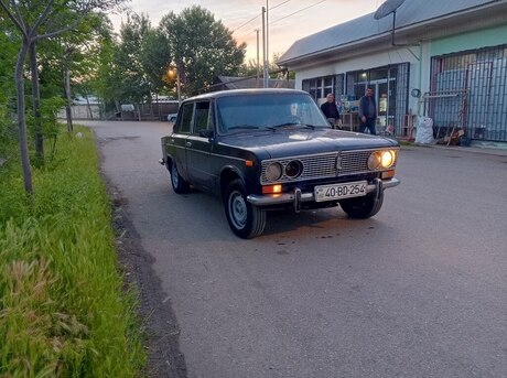 LADA (VAZ) 2103