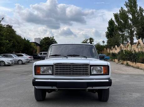 LADA (VAZ) 2107