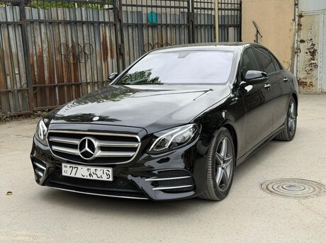 Mercedes E 300
