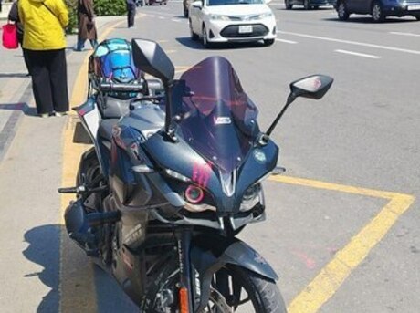 Bajaj Pulsar RS 200