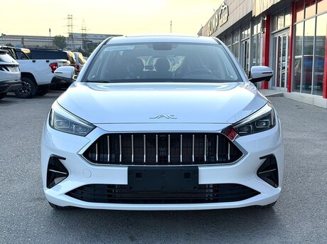 JAC J7