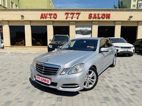 Mercedes E 220