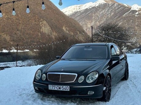 Mercedes E 240