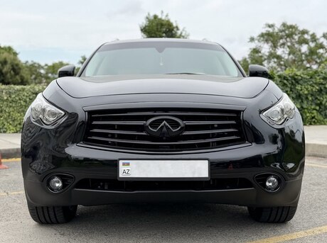 Infiniti FX35