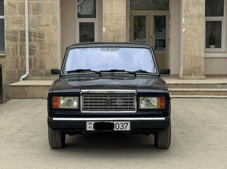LADA (VAZ) 2107