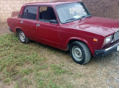 LADA (VAZ) 2107