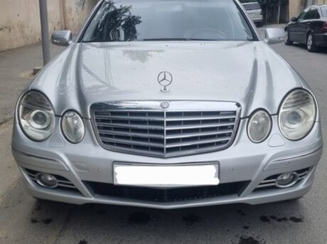 Mercedes E 320