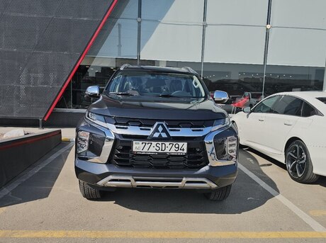 Mitsubishi Pajero Sport
