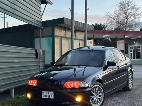 BMW 318