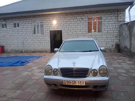 Mercedes C 240