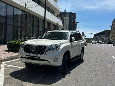 Toyota Land Cruiser Prado