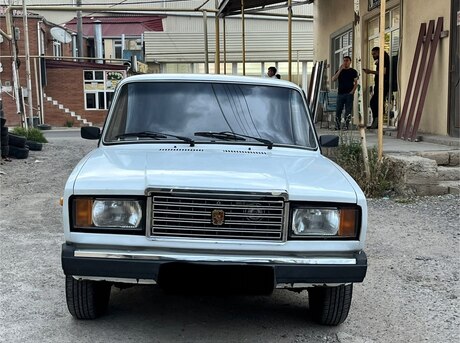 LADA (VAZ) 2107