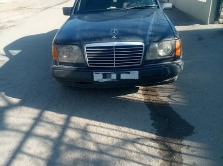 Mercedes 300 D