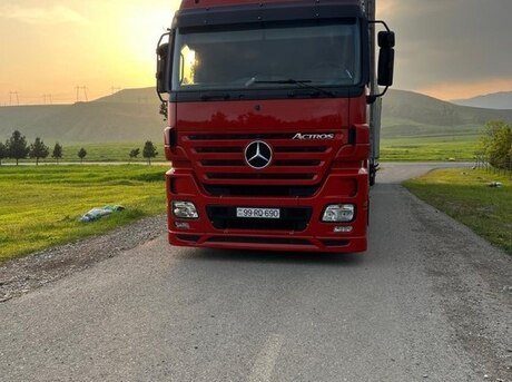 Mercedes Actros 2540