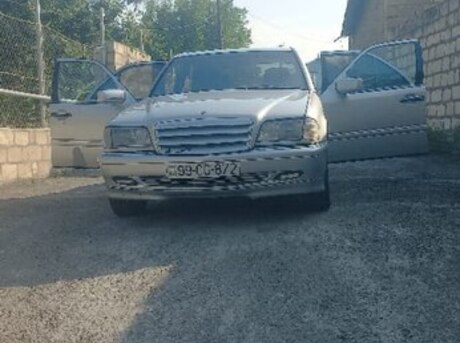 Mercedes C 220