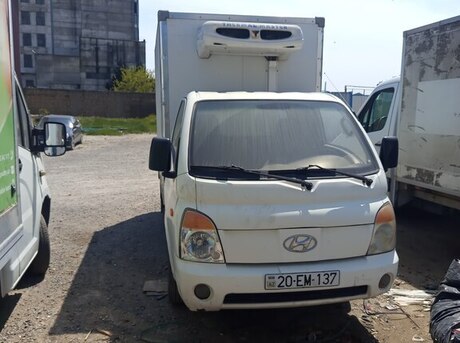 Hyundai H 100