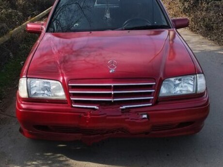 Mercedes C 180