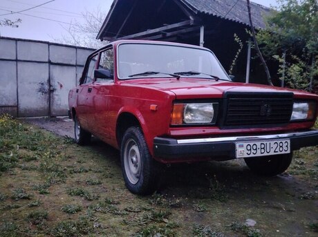 LADA (VAZ) 2107