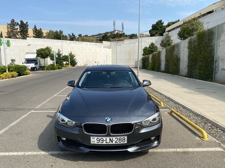 BMW 320