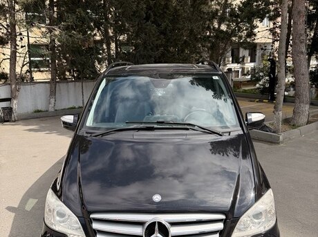 Mercedes Viano