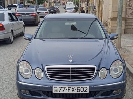 Mercedes E 320