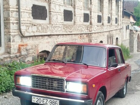 LADA (VAZ) 2107