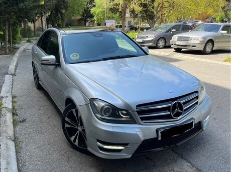 Mercedes C 250