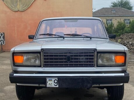 LADA (VAZ) 2107