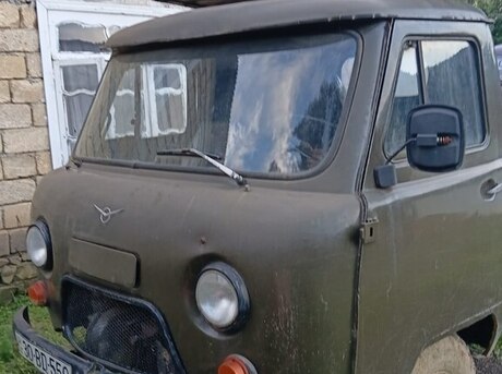 UAZ 3303
