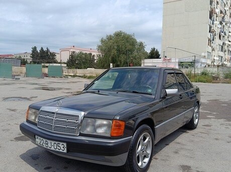 Mercedes 190